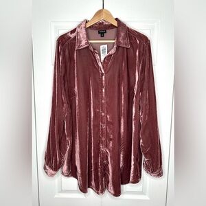 NWT Torrid Mauve Velvet Button-Down Shirt - Size 1